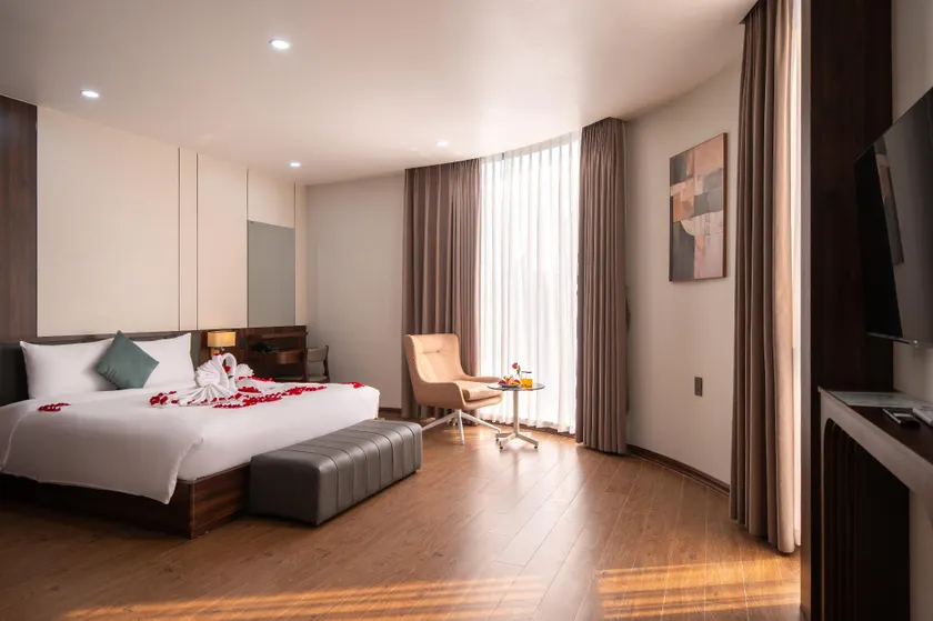 Eden Hue Hotel - Image 1