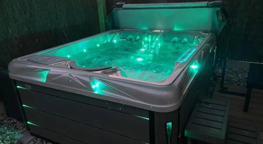 gite du vieux saule 1 gite avec spa privatif pour 2 personnes 1 suite familiale sans spa - Image 1