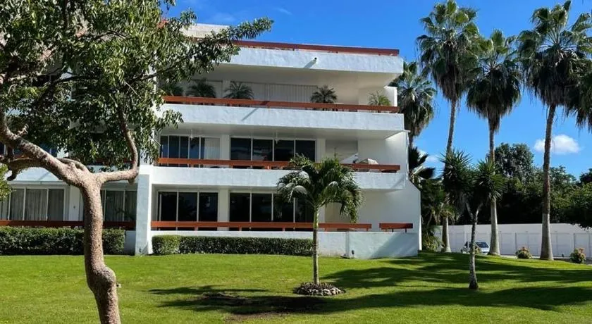 Residencias Reef - Image 1