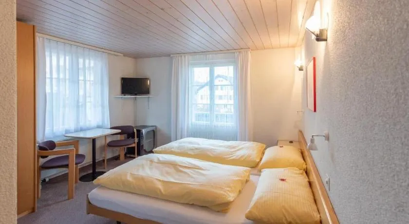 Hotel Krone Uetendorf - Image 1