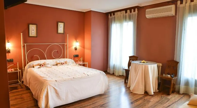Café Bar Hotel Jefi - Image 1
