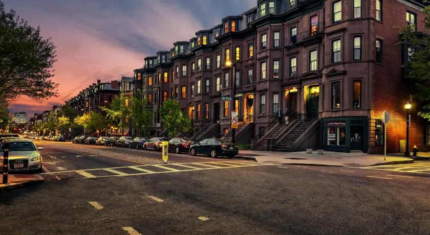 Charming Studio in Boston Brownstone, #6 - Image 1