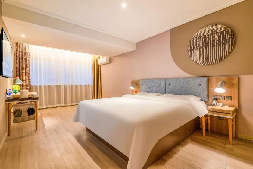 COOL Esports Hotel (Tianjin Wuqing Cuihuangkou Branch) - Image 1