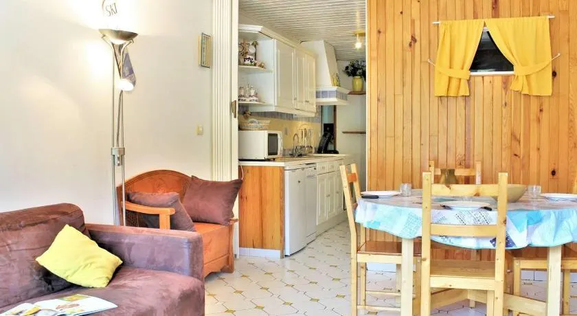 Appartement 2 Pièces 6 Couchages, Pied de Pistes, Exposé Sud, Animaux Admis - Image 1