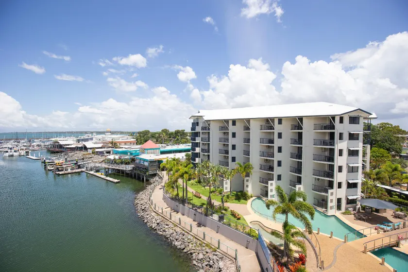 Mantra Hervey Bay - Image 1