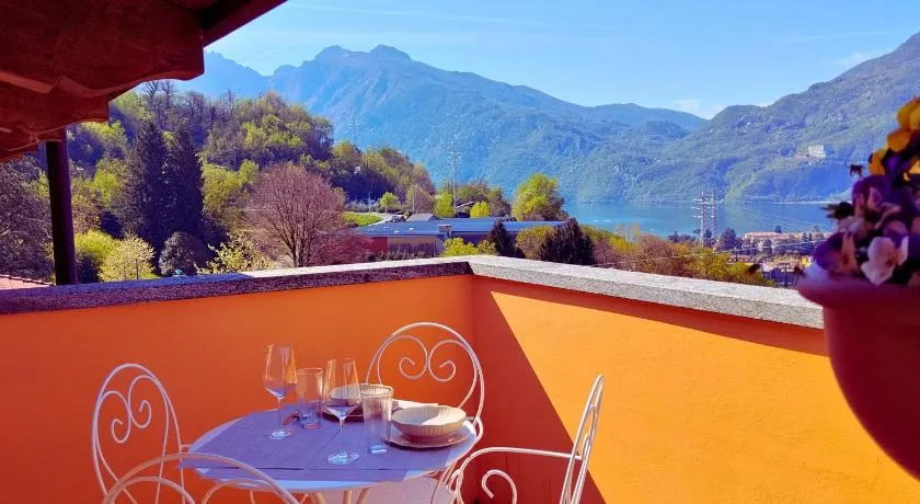 Larius Apartment - Como Lake View - Free Parking - Image 1