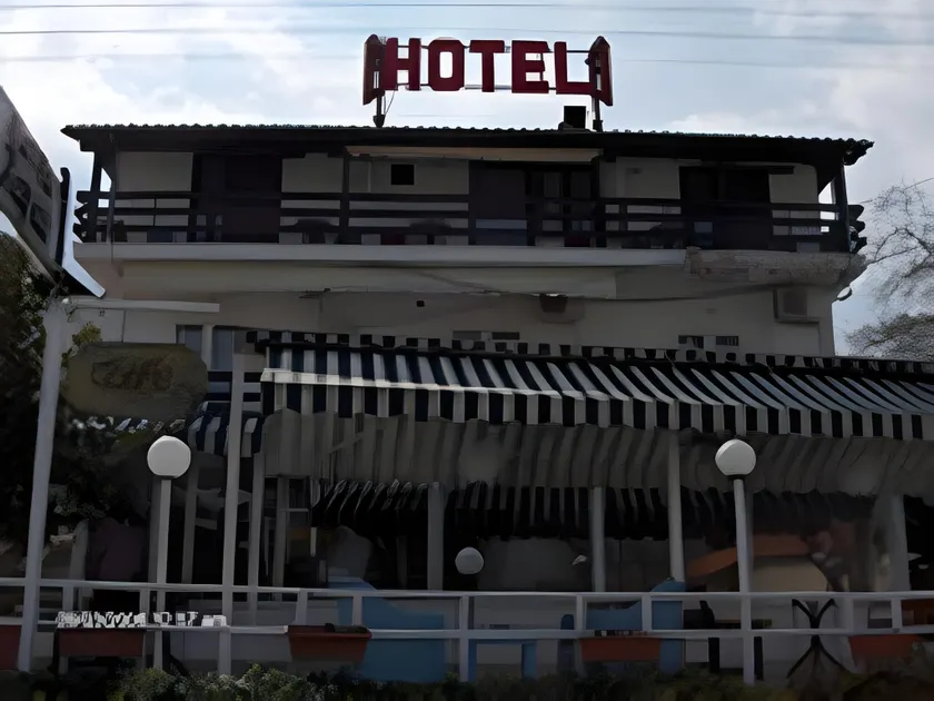 Hotel Lego - Image 1