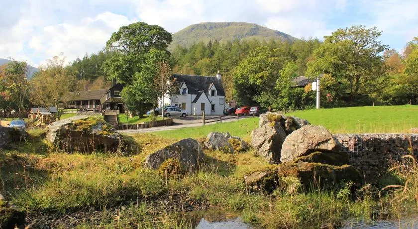 Clachaig Inn - Image 1