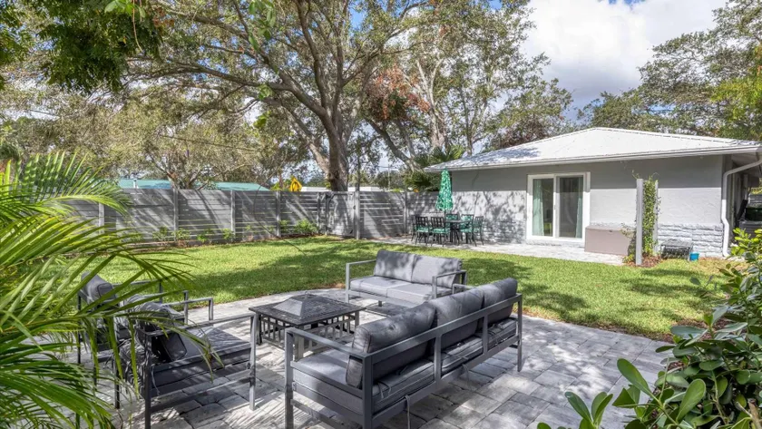 2400 Novus Sarasota - Image 1