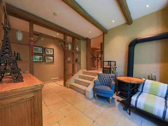 Ancient Village Inn - Image 1
