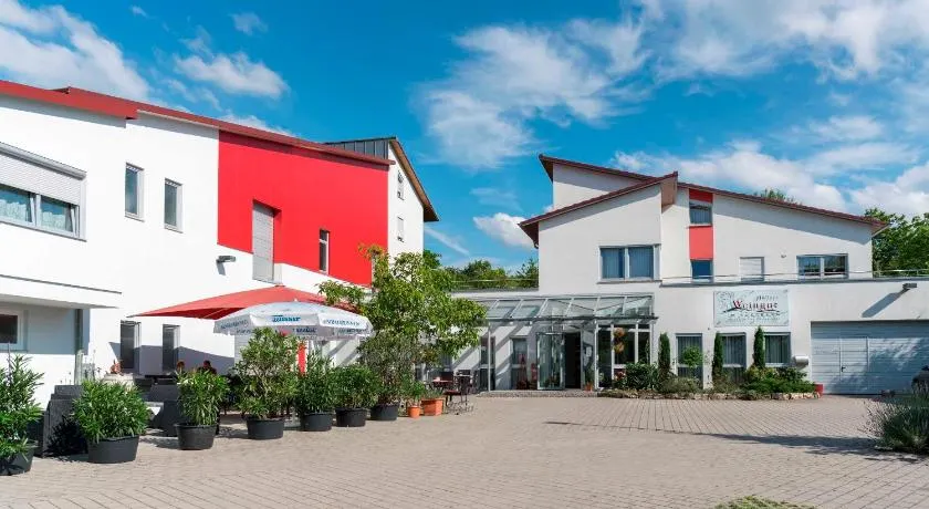Muellers Weingut und Weinstube im Auerberg - Image 1