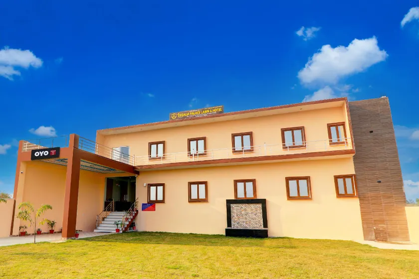 Hotel O Regalia Palace and Lawn - Image 1