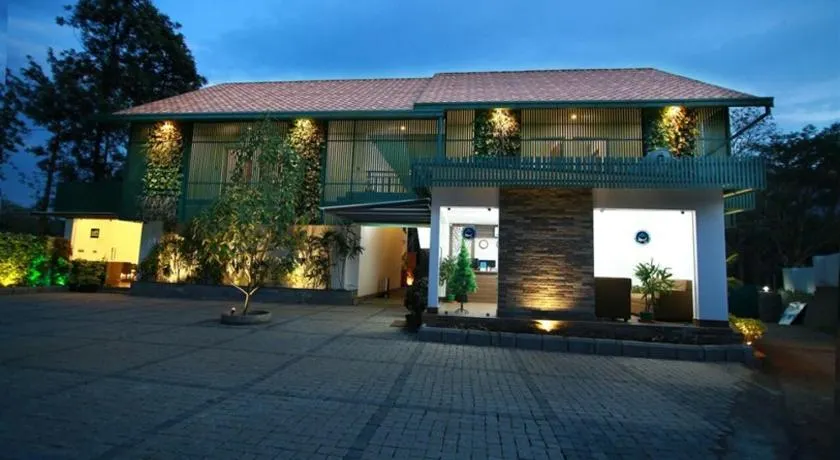 Silver Storm Resort Athirappilly - Image 1