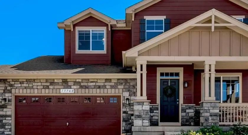 Cozy hideaway in Spruce: 4BR Retreat close to DIA - Image 1