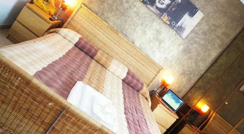 B&B Stephany - Image 1
