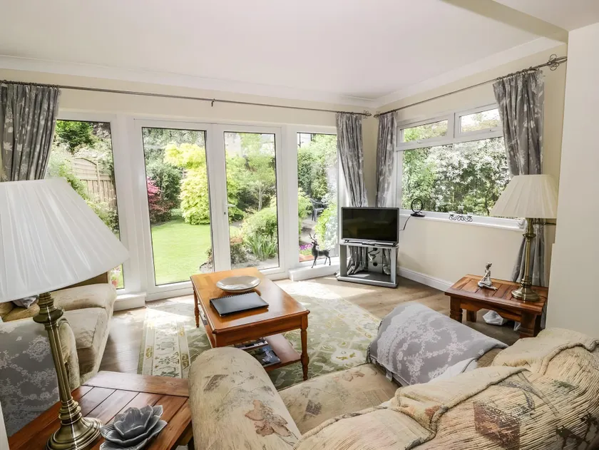 Abbeyside Cottage - Image 1