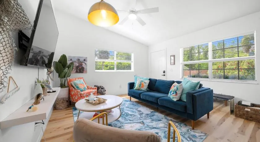 Drift & Dream Getaway Pet-Friendly - Image 1