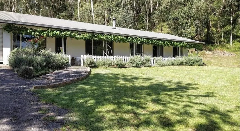Lavender Hill, Kangaroo Valley - Image 1