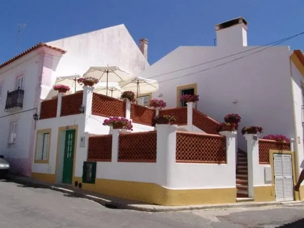Casa Do Adro Da Igreja Turismo De Habitação - Image 1