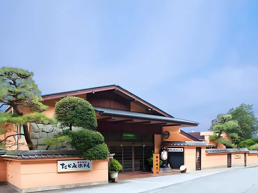 Takami Hotel - Image 1