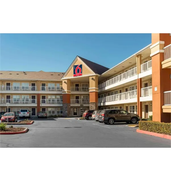 Studio 6 Extended Stay Sacramento Arden Way CA - Image 1