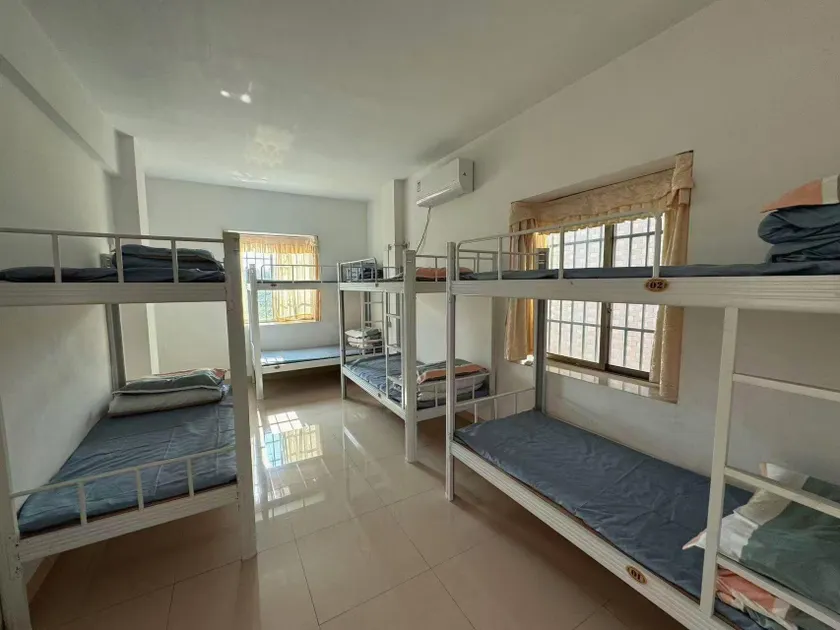 Huanzhi Youth Apartment - Image 1