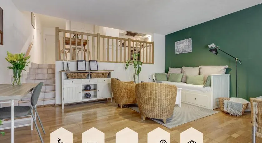 Home by Doni I Zentral I Parkplatz I Balkon l 4 PAX - Image 1