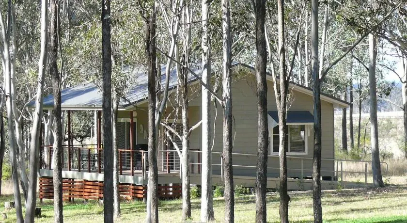 27 Rows on Hermitage - Image 1