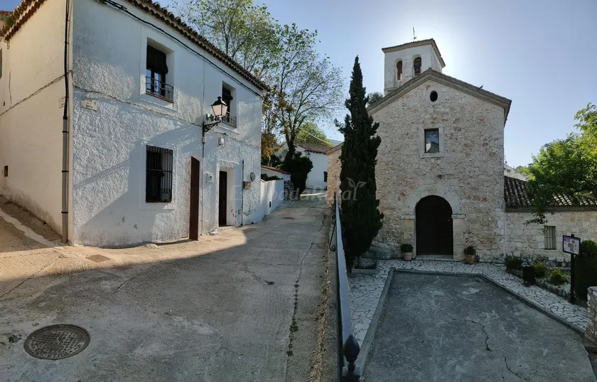 Casa del Maestro - Image 1