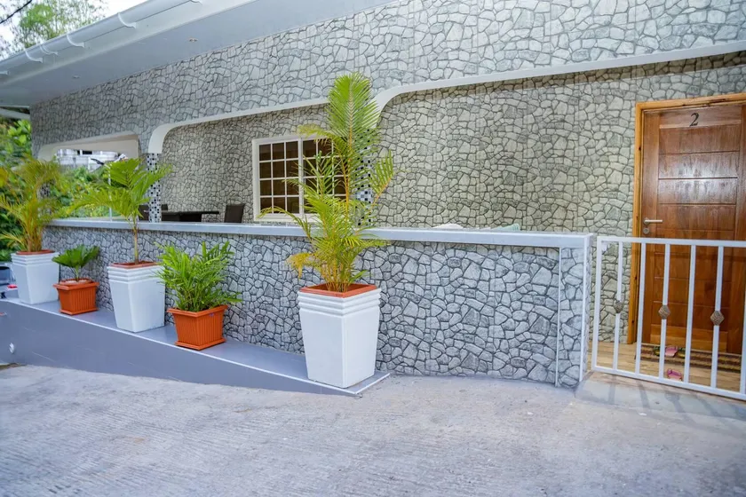 Paradise Breeze Apartment - Image 1