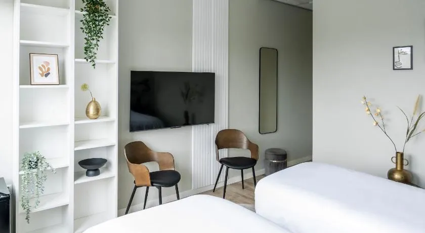 Aircon Suite Near Tilburg & Efteling Park - Image 1