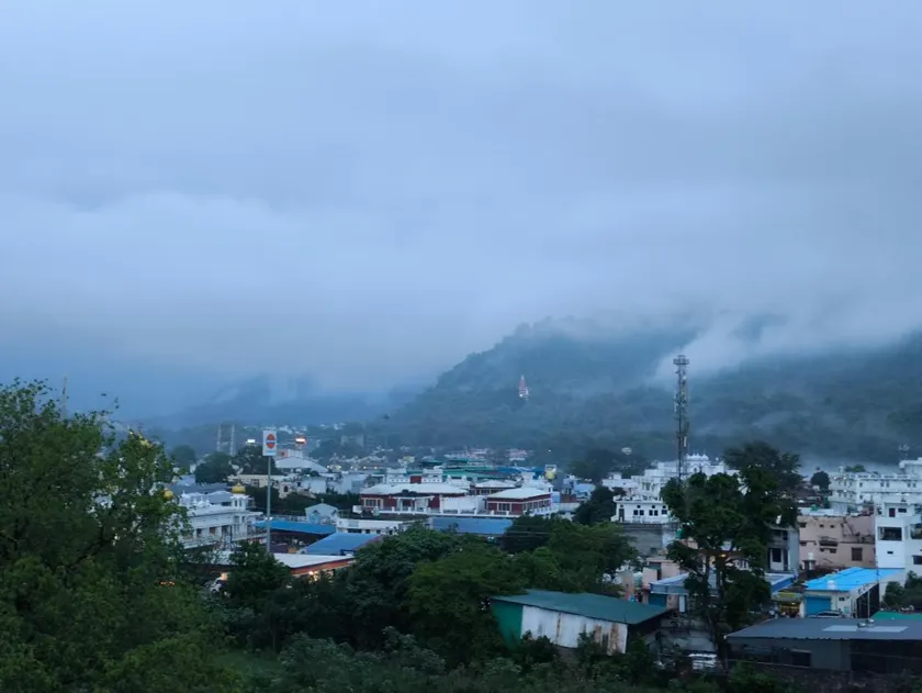 Hotel Shree Hari - Image 1