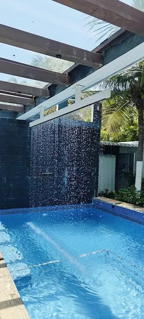 Villa De Aqua ECR 2 with Rain Shower Pool and 4K Cinema - Image 1