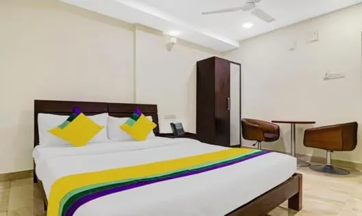 Hotel Aura Stays - Image 1