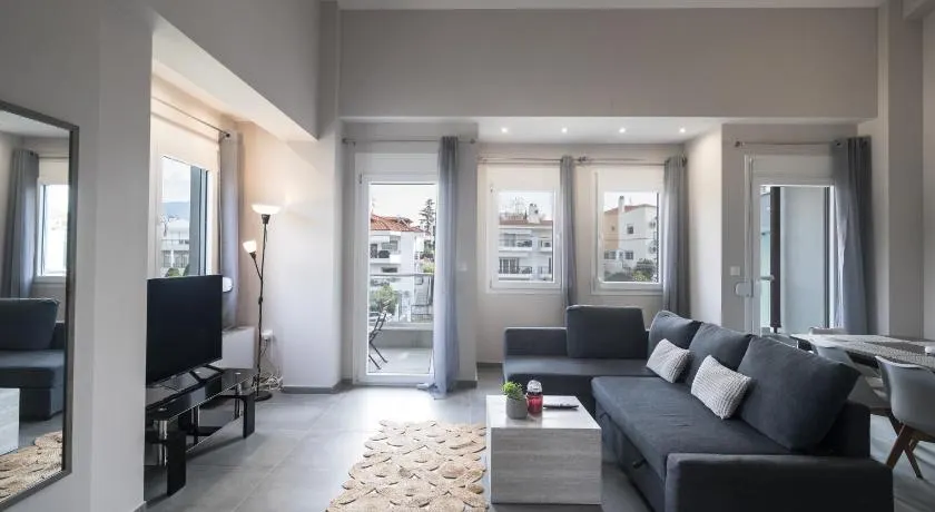Panorama Sunvilles Apartment 3 - Image 1