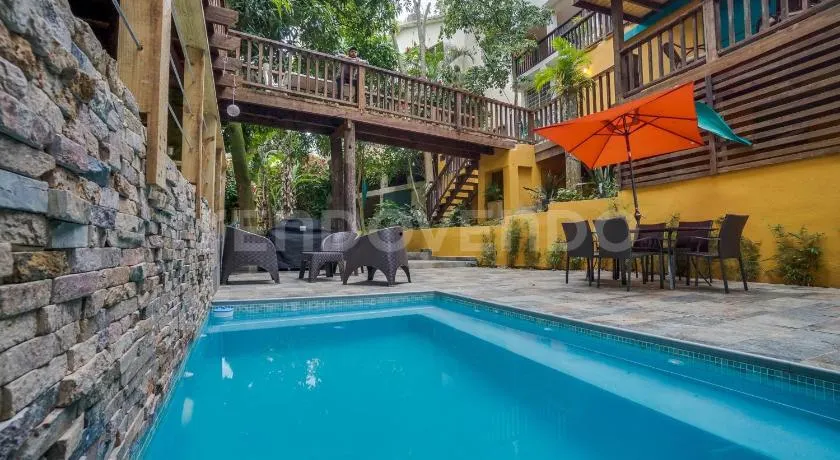 El Yaguacil Aparta Hotel - Image 1