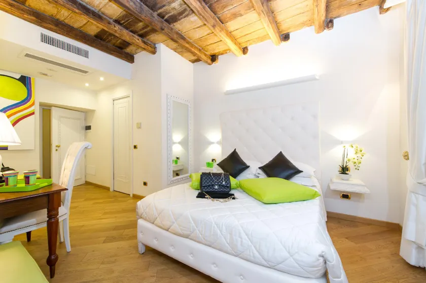 Domus Spagna Capo Le Case Luxury Suite - Image 1