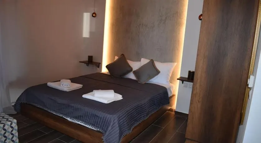 Aigli Luxury Studios - Image 1