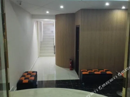 Buding Inn - Image 1