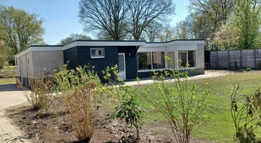 Bungalow net buiten Zuidwolde - Image 1