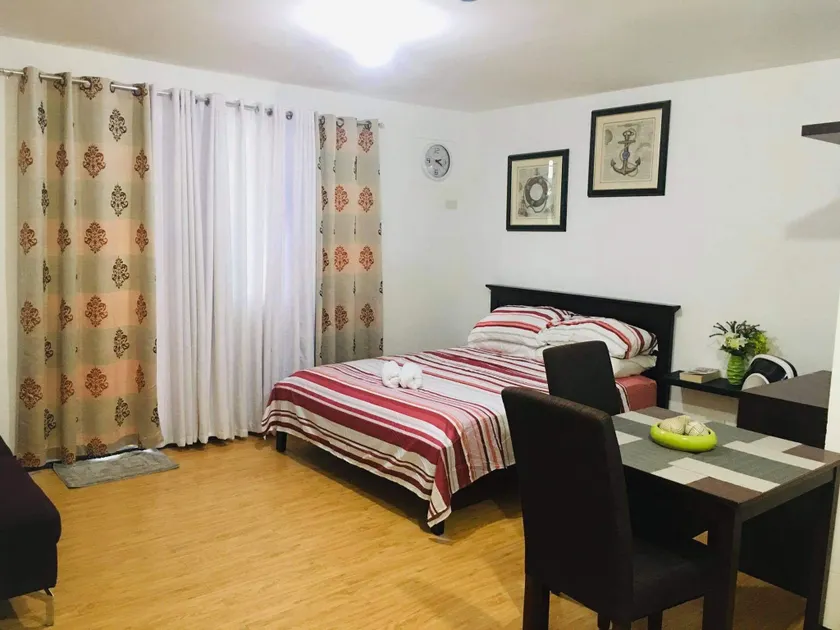 Arezzo Place Condo - Image 1
