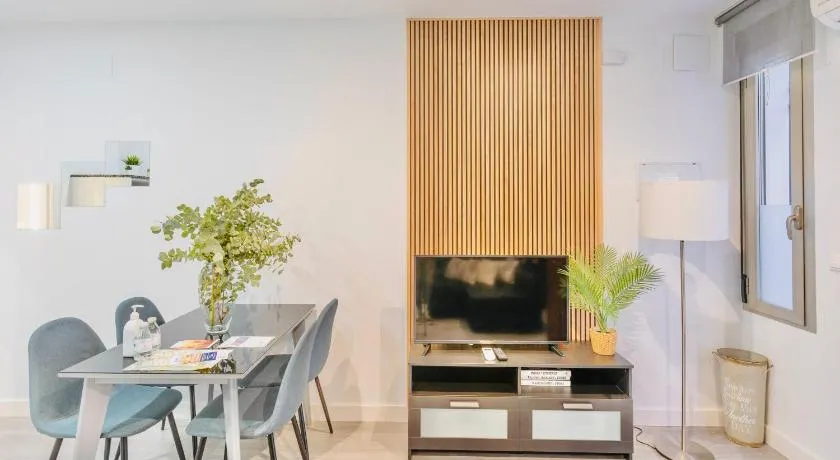 Apartamento de Luxo Los Patios de Córdoba - Image 1