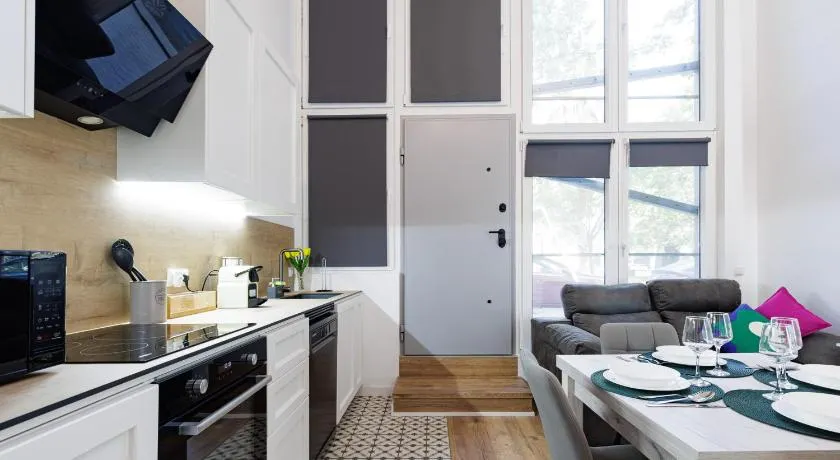 Urban apartment 4 BAJO - Housevanlive - Image 1