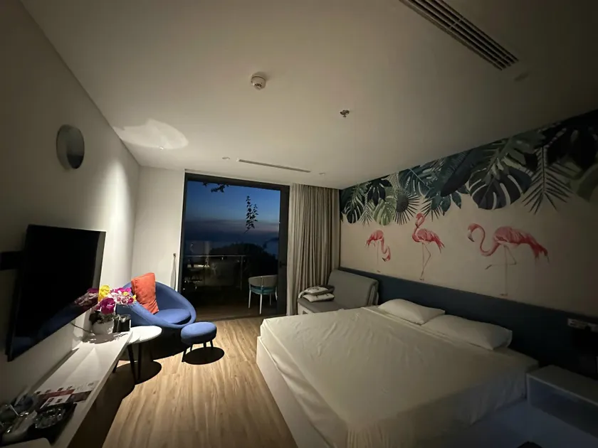 Flamingo Ibiza Hải Tiến - Image 1