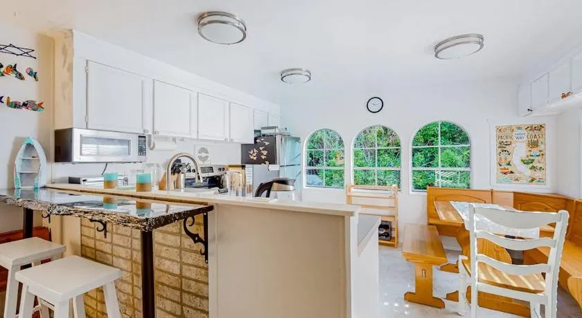 Forest Haven Retreat - Image 1