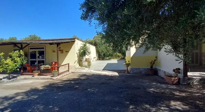 La Mole - Image 1