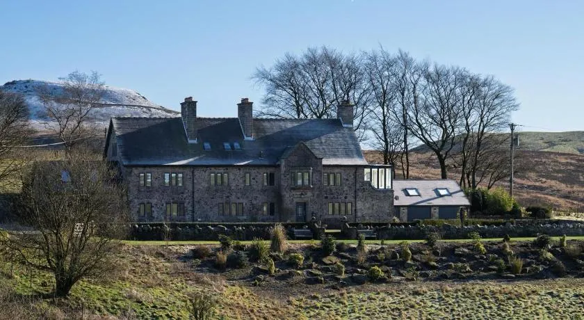 Oakenclough Hall - Image 1
