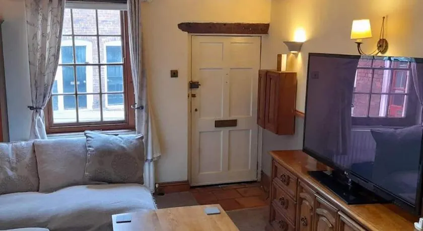 Cosy Georgian Cottage in the Heart of Bewdley, Worcestershire - Image 1