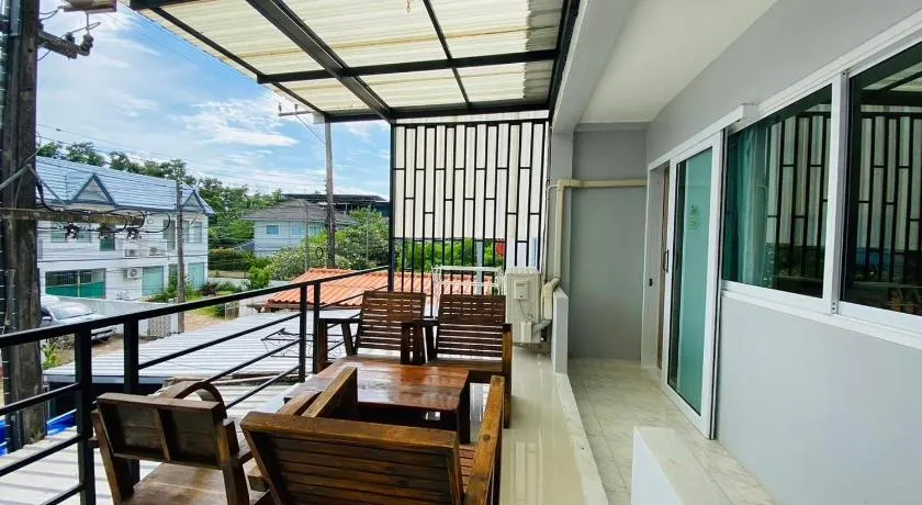 Talay Sai @ Thung Wua Laen - Image 1