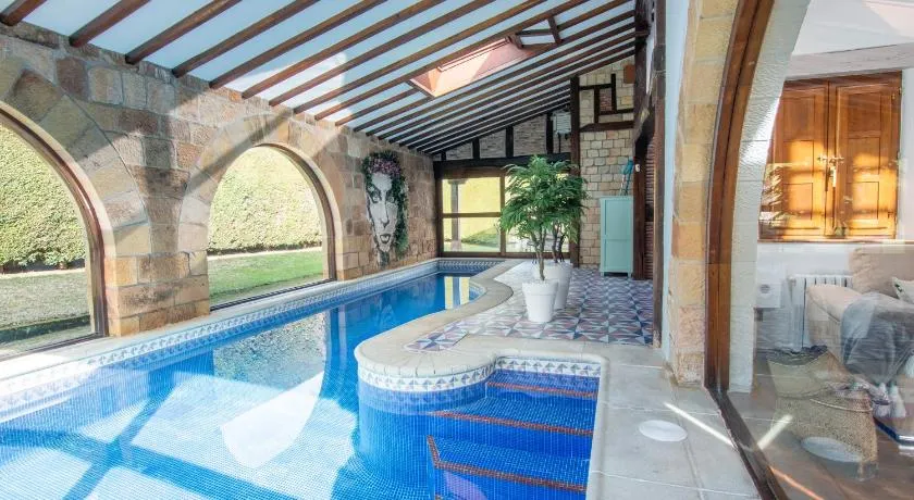 Luxury Villa Esmeralda - Image 1